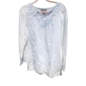 Connie Howard Vintage White Tunic Blue Embroidered Flowers Lightweight sz 8